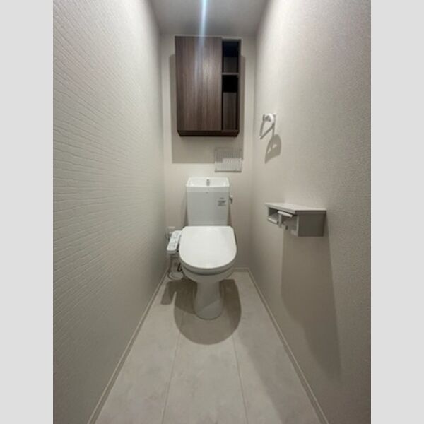 トイレ (温水洗浄暖房便座)