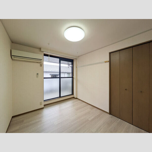 その他 (北側洋室6帖)