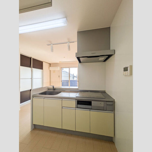 キッチン (システムキッチン)