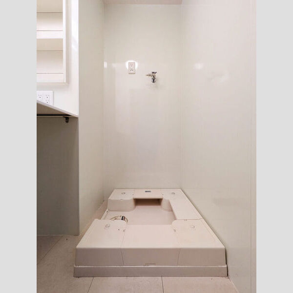 洗面所 (室内洗濯機置き場)