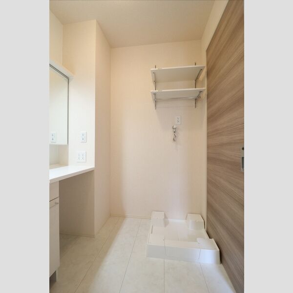 その他 (★室内洗濯機置き場★)