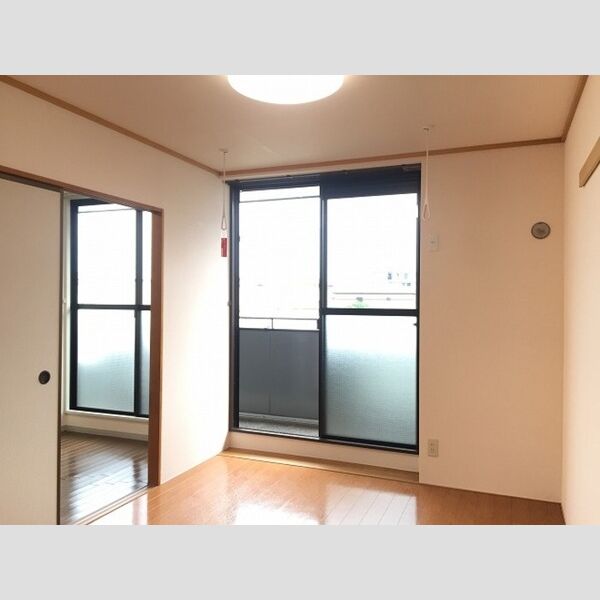 その他 (南洋室とLDK(左奥側))