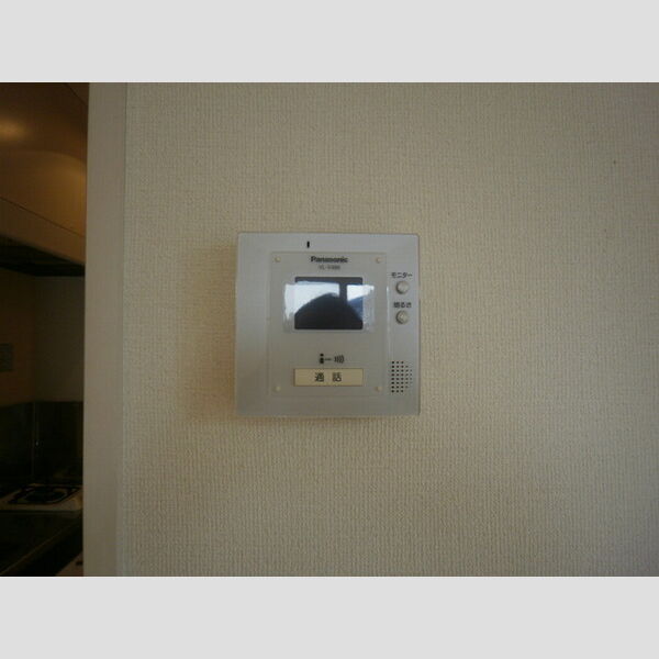 その他設備 (TV付きインターホンです)