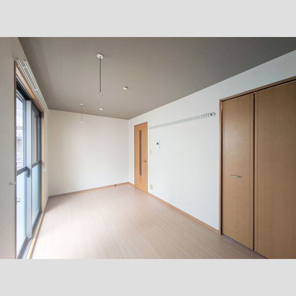 その他 (洋室7帖)