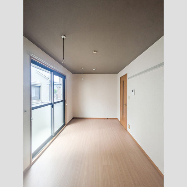 その他 (洋室7帖)