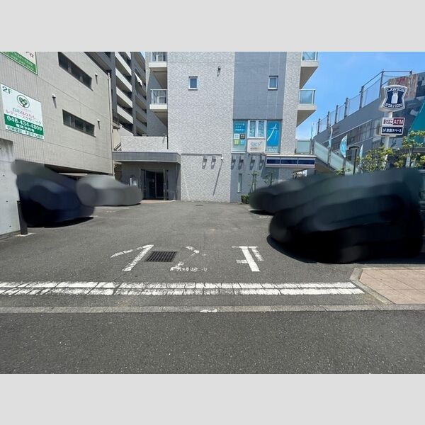 駐車場 (駐車場)