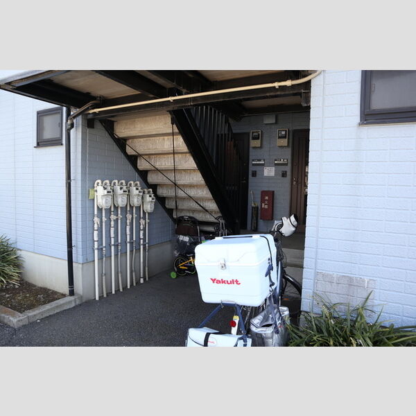 エントランス (階段室)