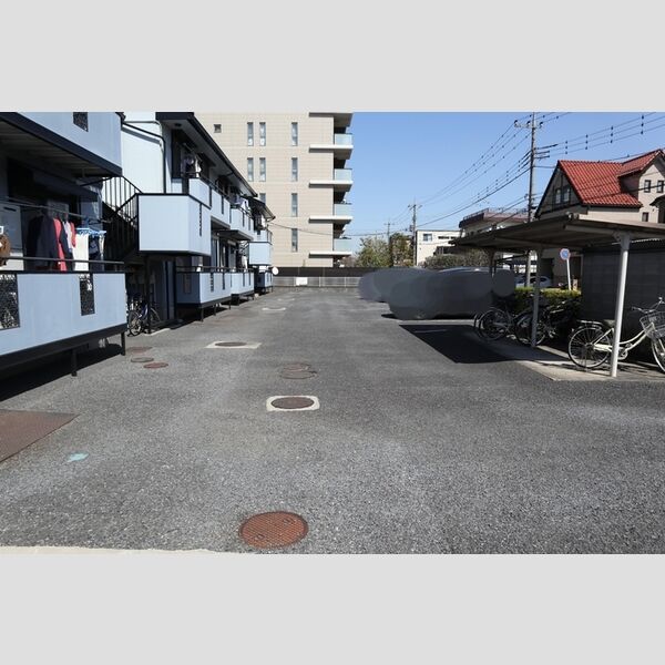 駐車場 (駐車場)