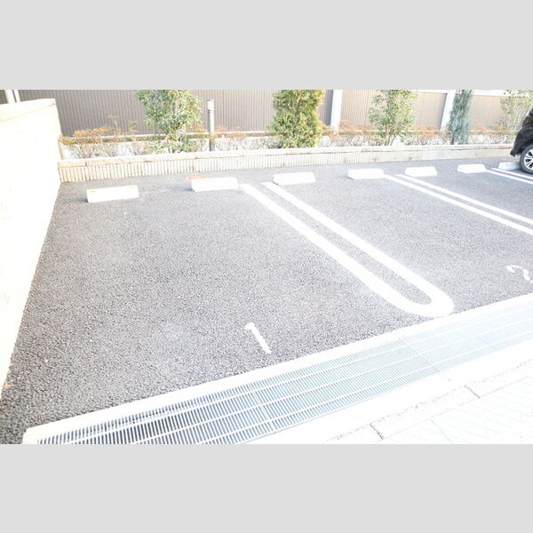 駐車場 (駐車場)