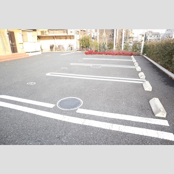駐車場 (駐車場)