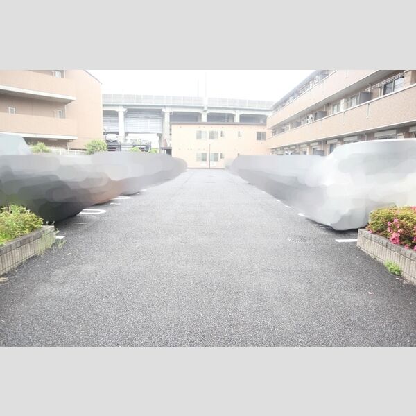 駐車場 (駐車場)