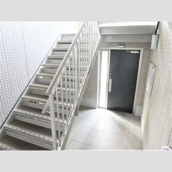 現地周辺 (ロビー)