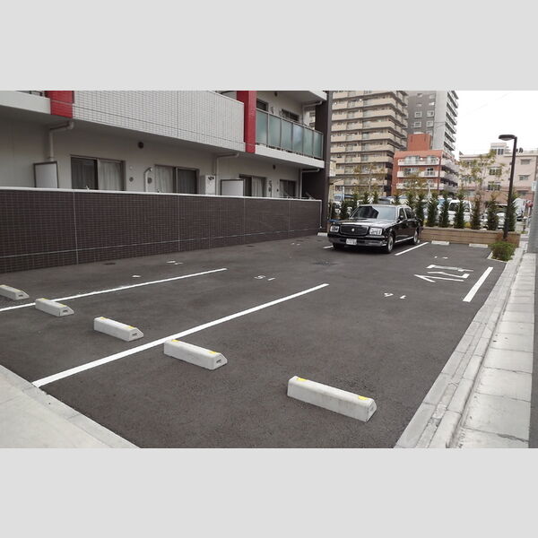 駐車場 (駐車場)