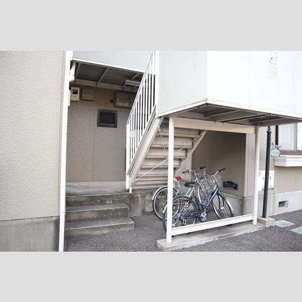 エントランス (エントランス)