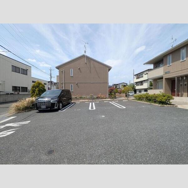 駐車場 (駐車場)