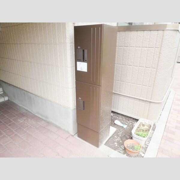 現地周辺 (宅配ボックス)