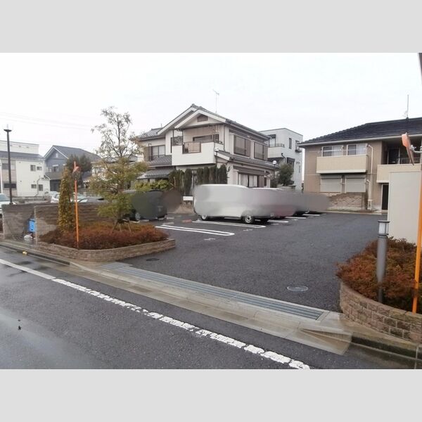 駐車場 (駐車場)