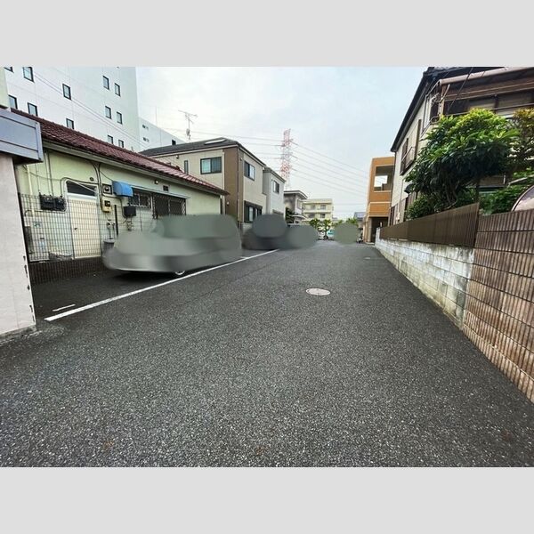 駐車場 (駐車場)