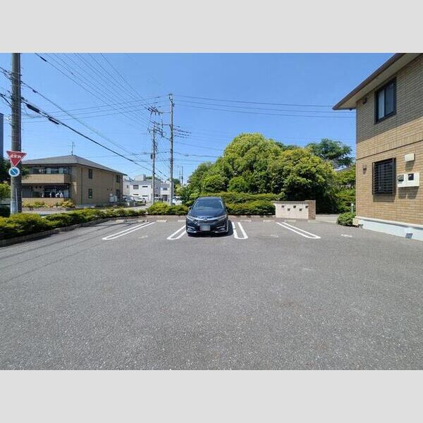 駐車場 (駐車場)