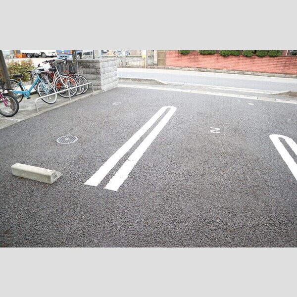 駐車場 (駐車場)
