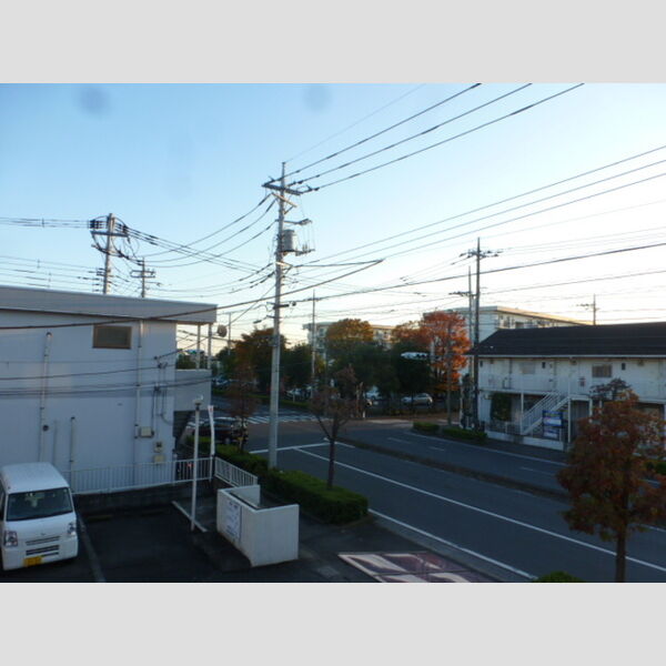 現地周辺 (バルコニー から)