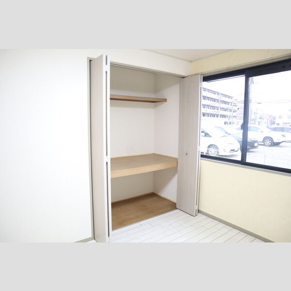 収納 (クローゼット)