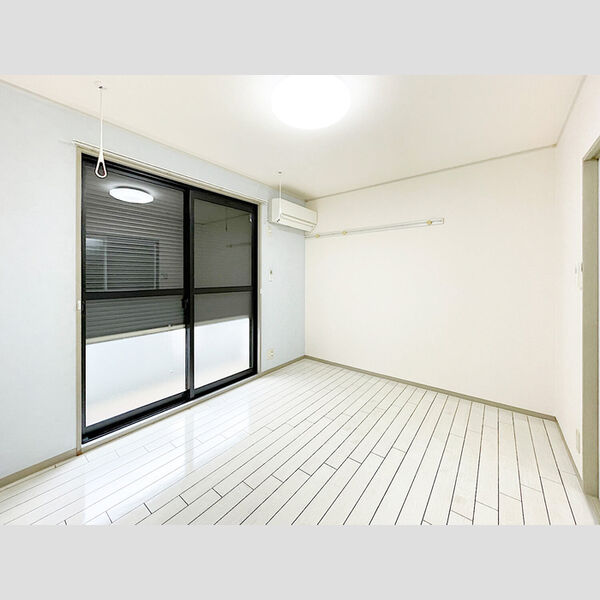 その他 (洋室6帖)