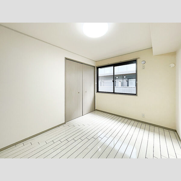 その他 (洋室6帖)