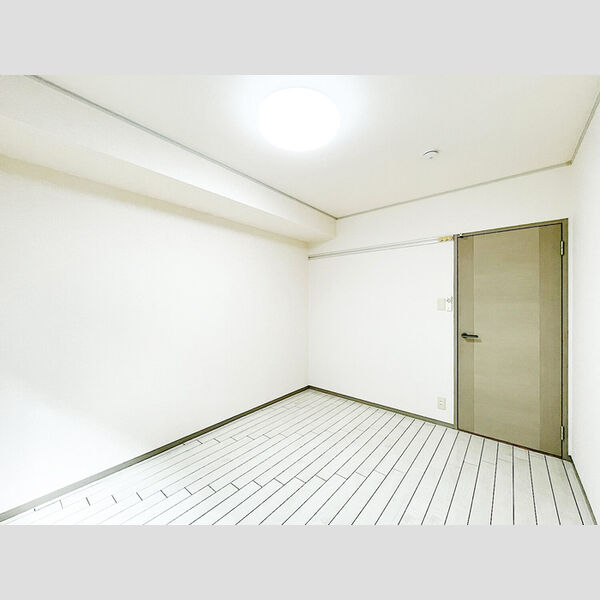 その他 (洋室6帖)