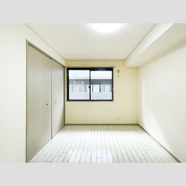 その他 (洋室6帖)
