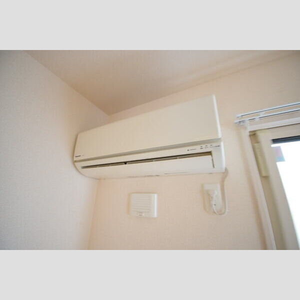 その他 (エアコン二台目(洋室))