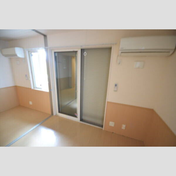 その他設備 (防犯シャッター)