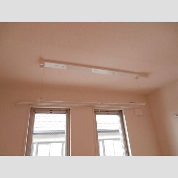 その他 (室内物干し)