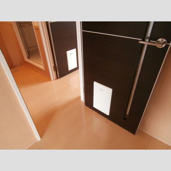 その他 (ペット用ドア)