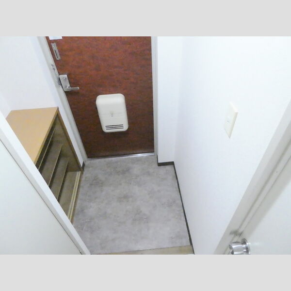 玄関 (玄関ポーチ)