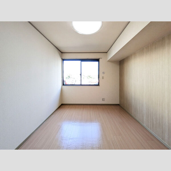 その他 (洋室)