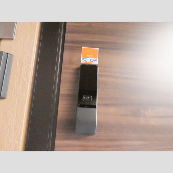 その他 (ICカードキー)