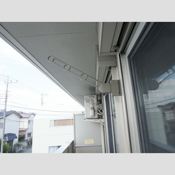 その他 (物干し竿ホルダー)