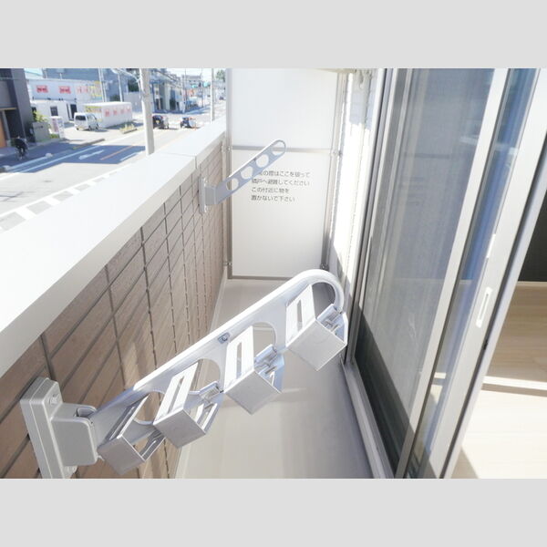 その他 (物干し竿ホルダー)