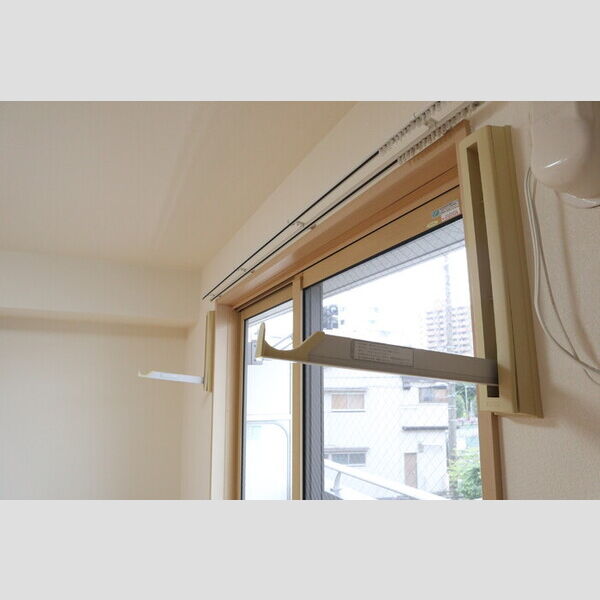 その他 (室内物干)