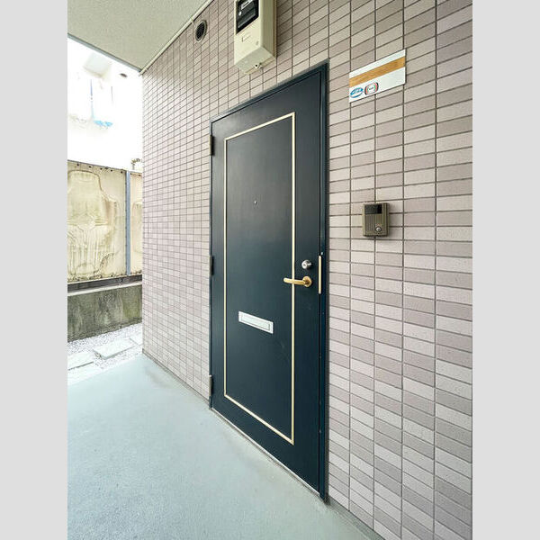 玄関 (玄関)