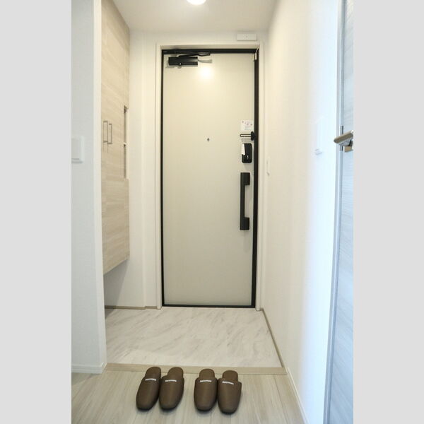 玄関 (玄関)