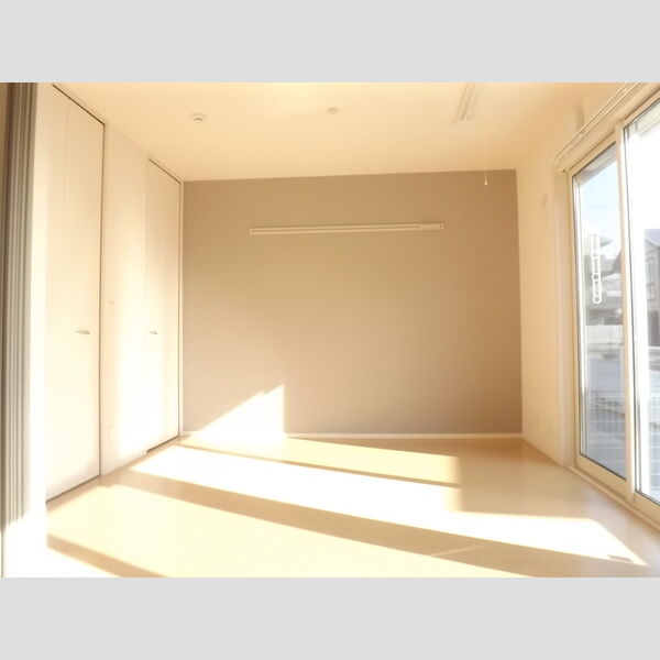 その他 (洋室)