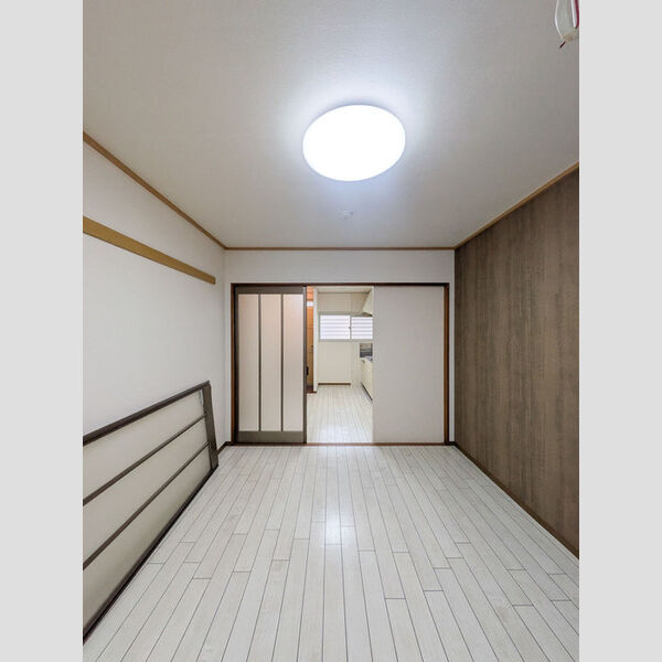 その他 (洋室)