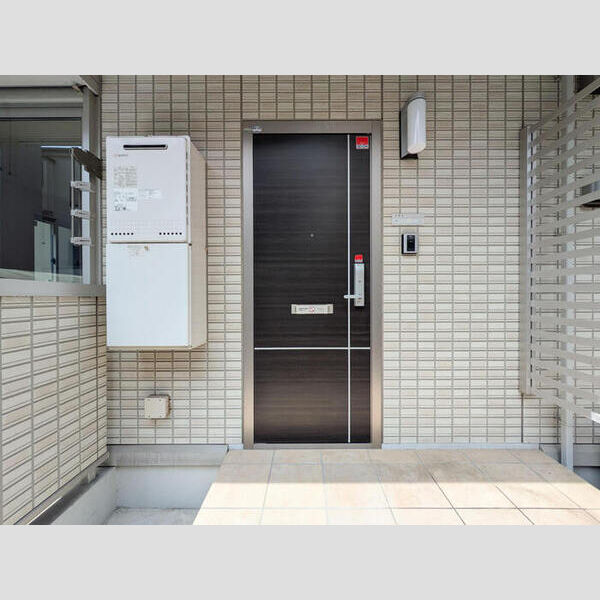 玄関 (玄関ドア)