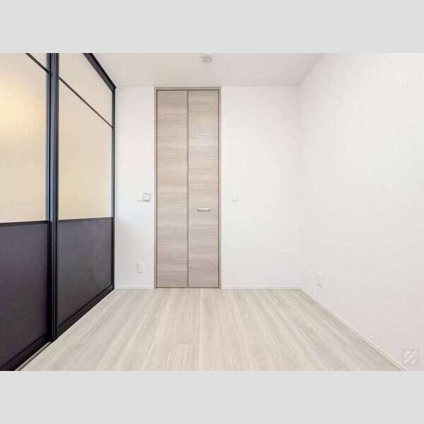 その他 (洋室)