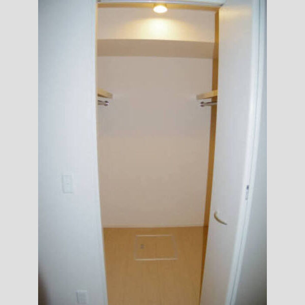 収納 ((303)ウォークインクローゼット)