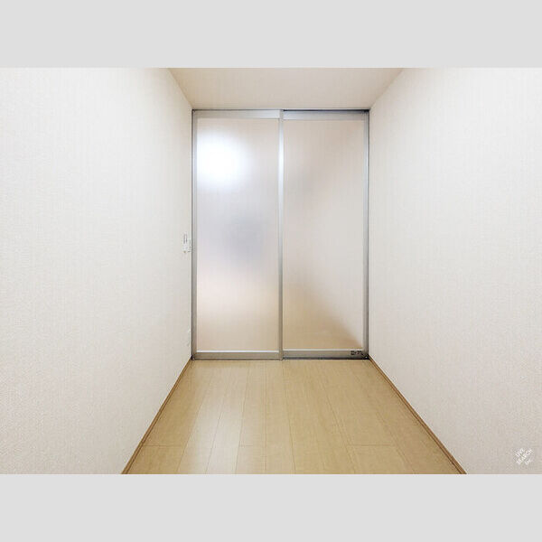 その他 (洋室)