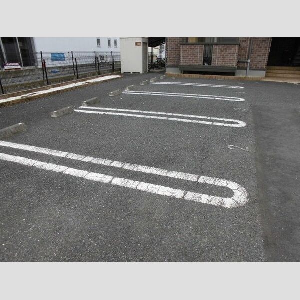 駐車場 (駐車場)