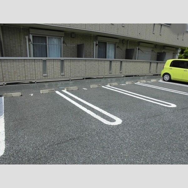 駐車場 (駐車場)